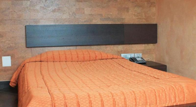 标准单人间, Abalon Pompei Resort