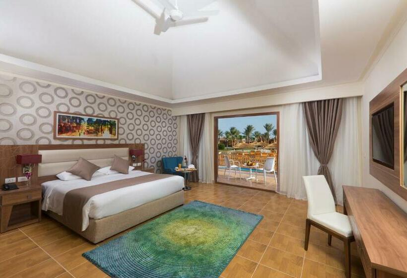 اتاق استاندارد با چشم‌انداز استخر, Pickalbatros Aqua Blu Sharm El Sheikh