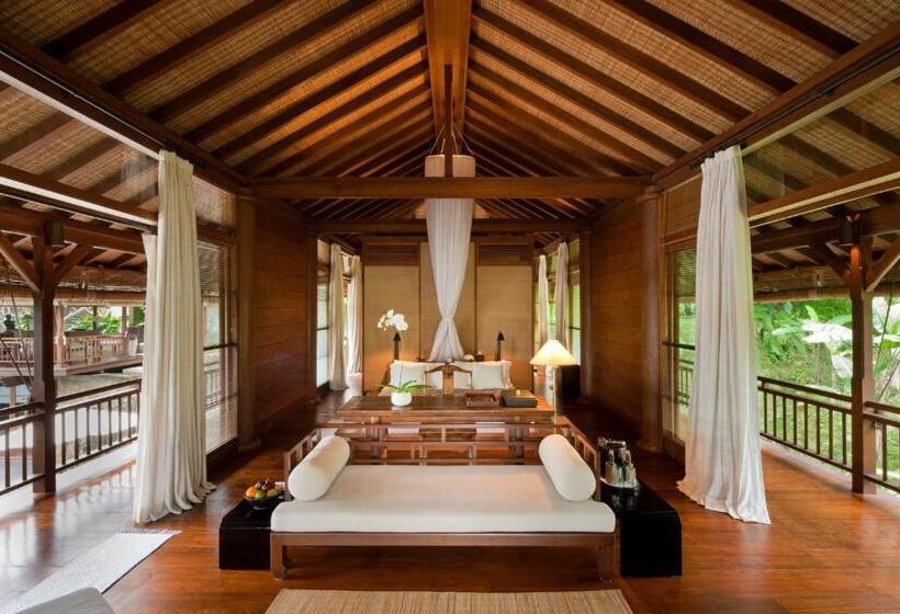 Suite with Terrace, Como Shambhala Estate