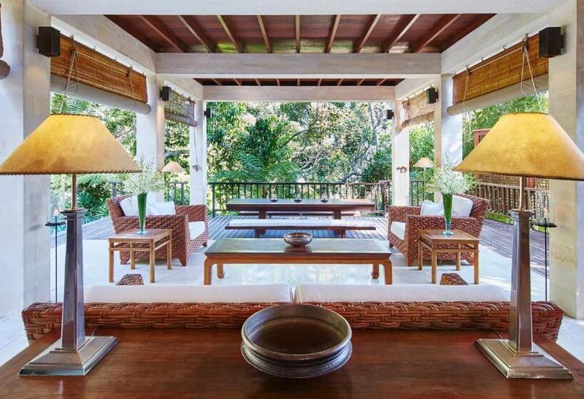 ویلای 3 خوابه با استخر, Como Shambhala Estate