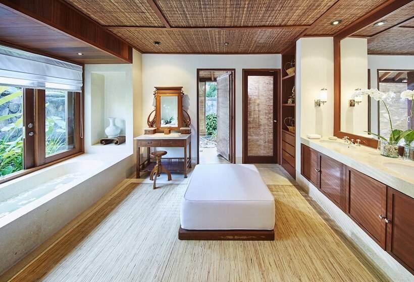 ویلای 3 خوابه با استخر, Como Shambhala Estate