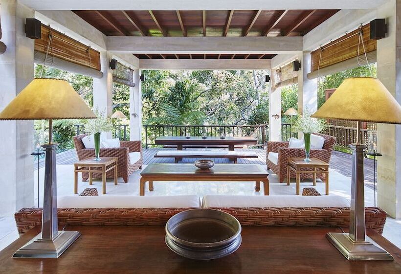 ویلای 3 خوابه با استخر, Como Shambhala Estate