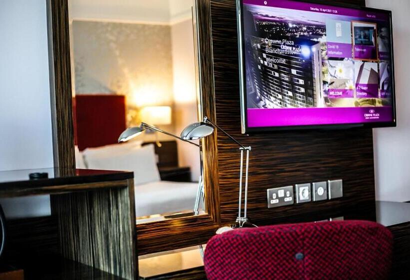 חדר סטנדרט עם מיטת קינג, Crowne Plaza Dublin Blanchardstown, An Ihg