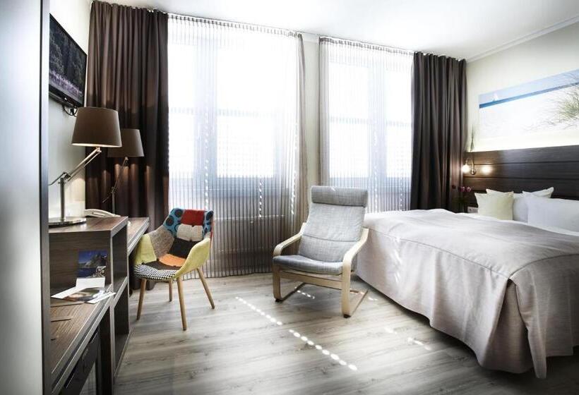 Номер Комфорт, Kiel By Golden Tulip