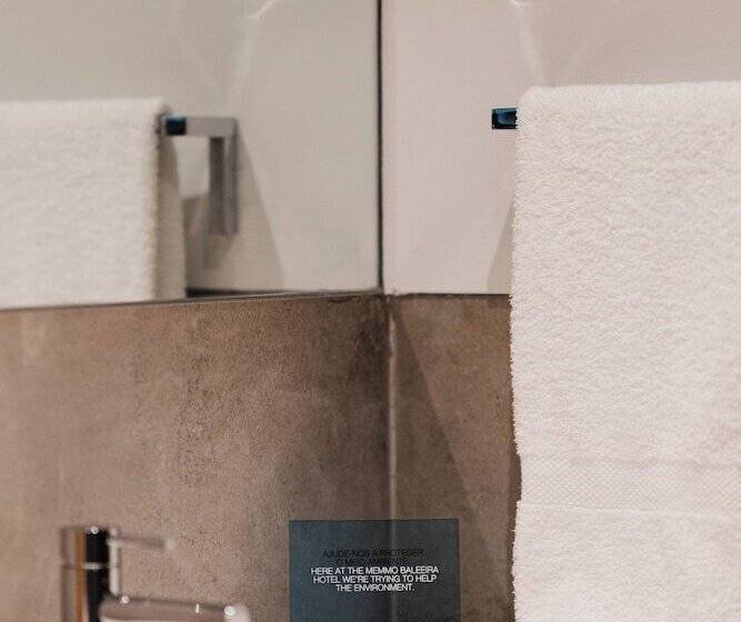 Quarto standard vista mar, Memmo Baleeira   Design Hotels