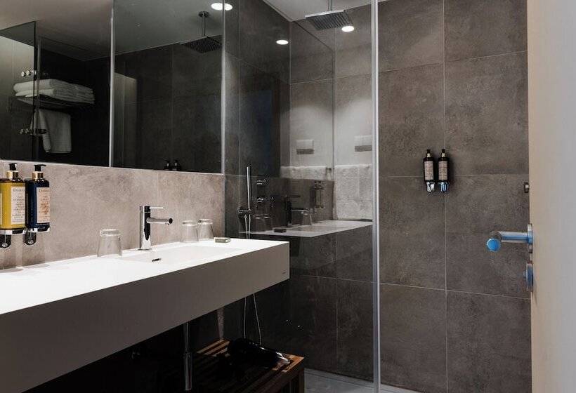Quarto Basic, Memmo Baleeira   Design Hotels