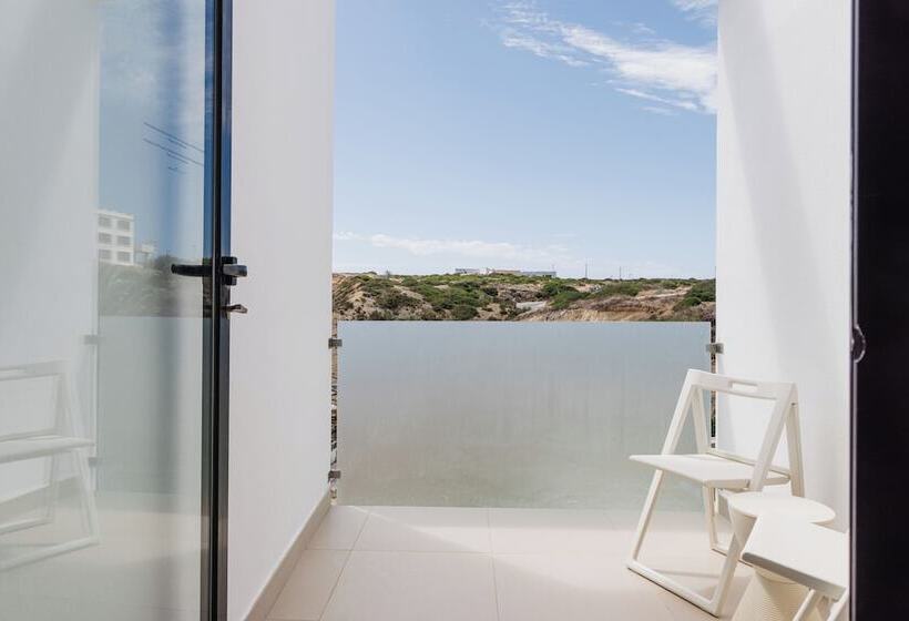 Suite Duplex, Memmo Baleeira   Design Hotels
