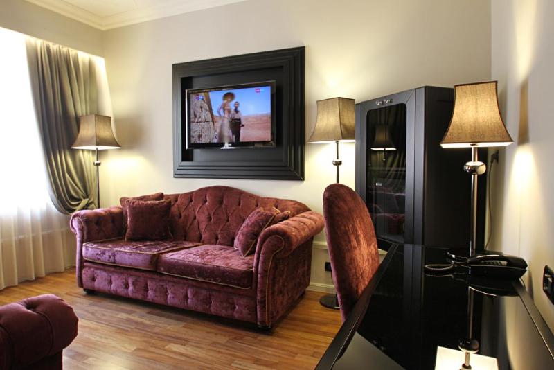 اتاق لوکس سه تخته, Milano & Spas