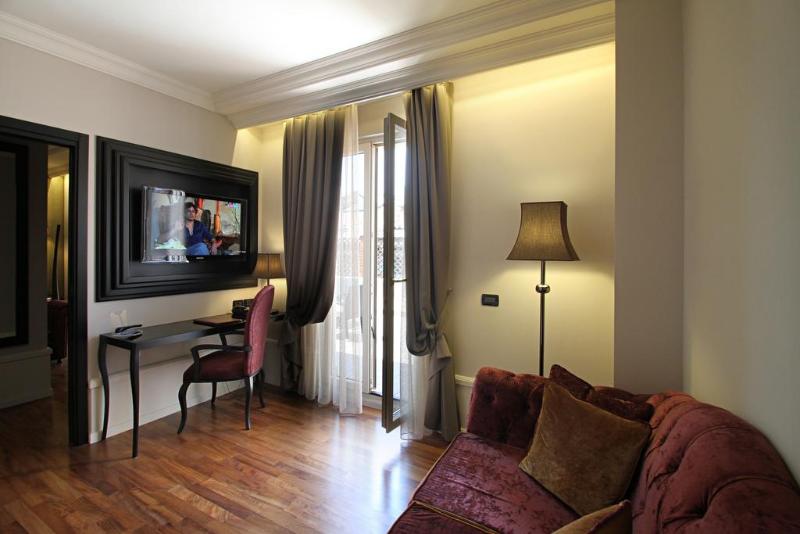 اتاق لوکس سه تخته, Milano & Spas