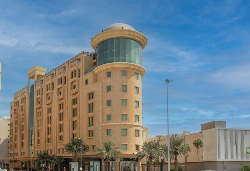 Junior Suite, Millennium Hotel Doha