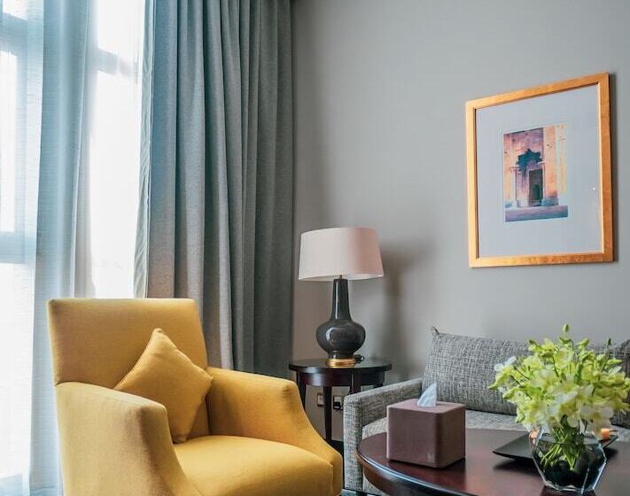 Junior Suite, Millennium Hotel Doha