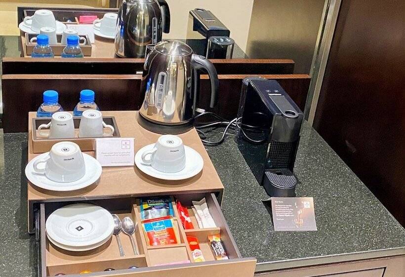 Standard Room, Millennium Hotel Doha