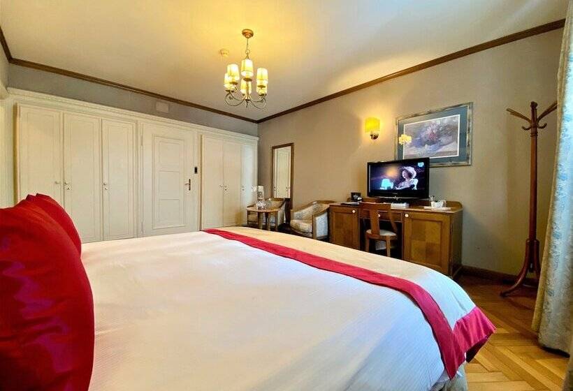 Номер Стандарт Вид на Горы, Miramonti Majestic Grand