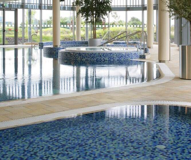 اتاق خانوادگی, Pillo Hotel & Leisure Club