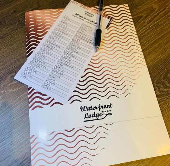 اتاق استاندارد, Waterfront Lodge