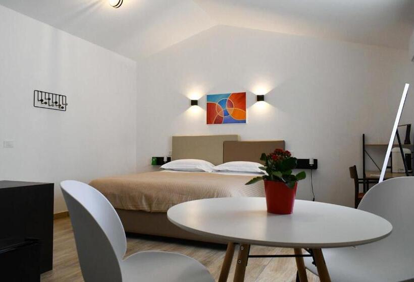 سوییت جونیور, Zeta Rooms