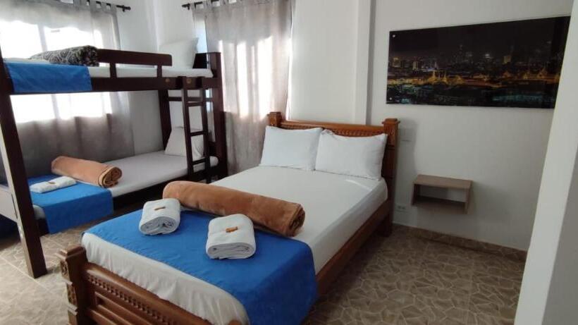 اتاق خانوادگی, Finca Hotel Zona Franca