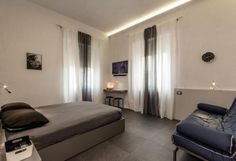 اتاق لوکس, Casa Mirko   B & B Con Stazione Ricarica Auto Elettriche Parcheggio Privato Auto Moto Biciclette