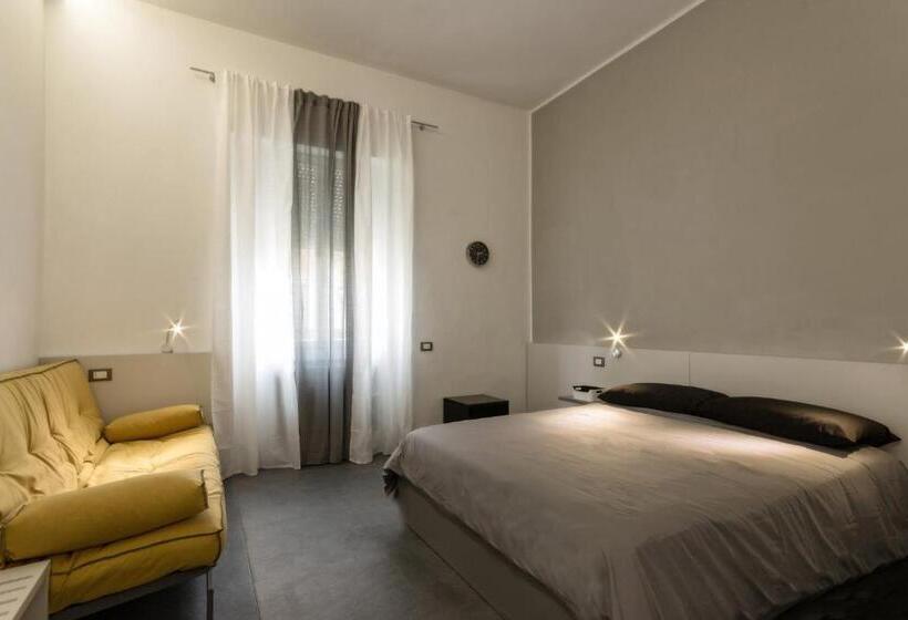 اتاق لوکس, Casa Mirko   B & B Con Stazione Ricarica Auto Elettriche Parcheggio Privato Auto Moto Biciclette