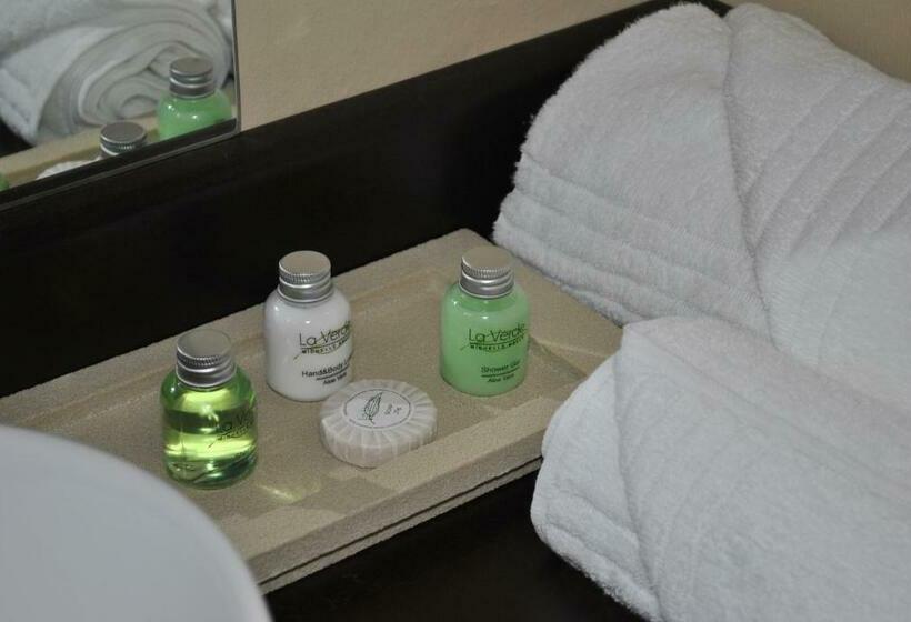 اتاق استاندارد, Amaris Guesthouse