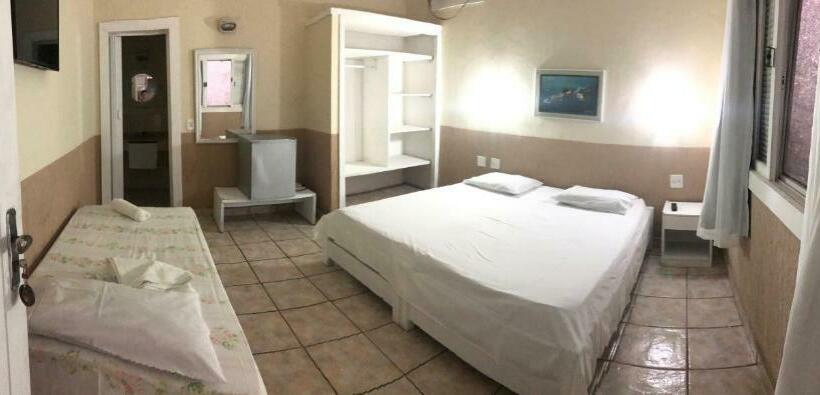 Quarto Triplo Estandar, Pousada Comando Geral
