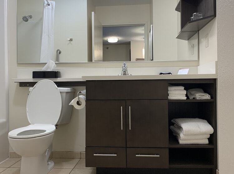 스위트, Candlewood Suites Fargo North Dakota State University, An Ihg