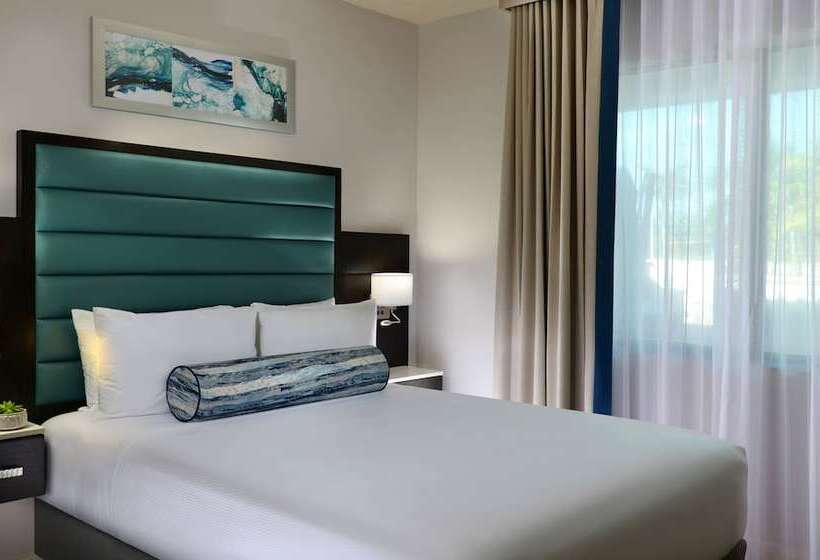 适合残疾人士使用的套间, Naples Bay Resort And Marina