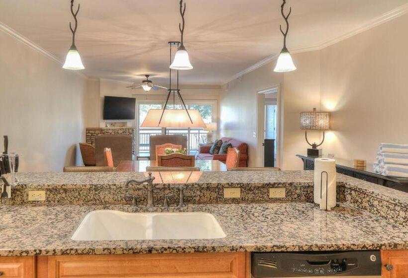 带2个卧室的公寓, Riverstone Condo Resort & Spa