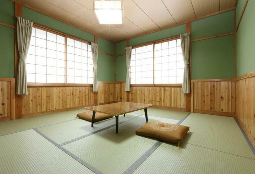 스탠다드 룸 공동 욕실, Hachikogen Furusato Asagiriso