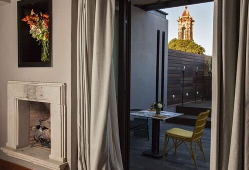 مجموعه ویستا شهر, Dos Casas Hotel & Spa
