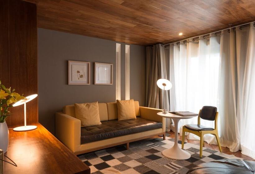 سوییت با چشم‌انداز کوه, Dos Casas Hotel & Spa