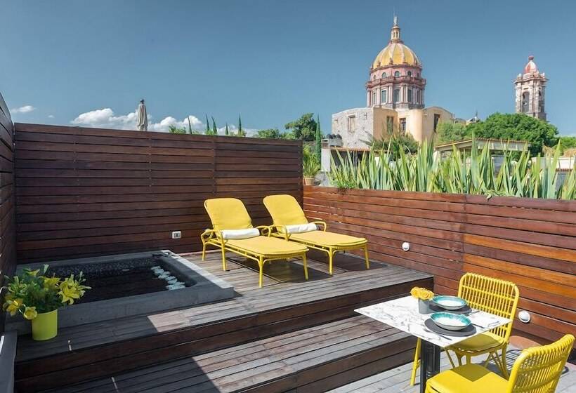 سوییت, Dos Casas Hotel & Spa