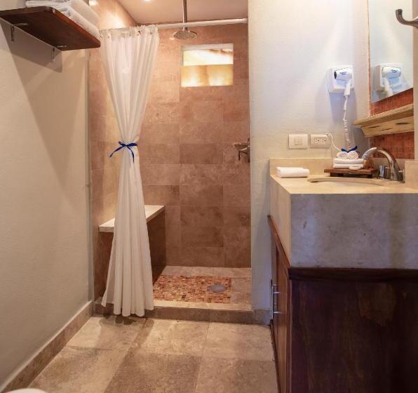 اتاق سوپریور با چشم‌انداز دریا, Blue Chairs Resort by The Sea - Adults Only