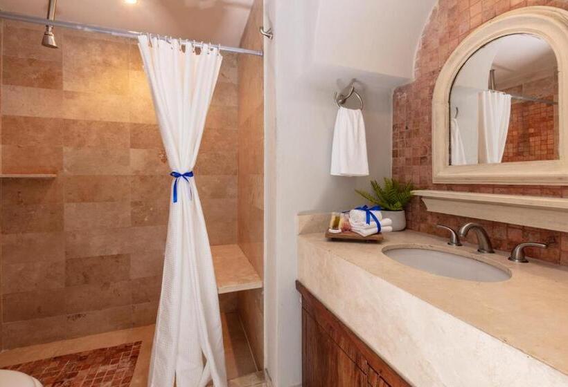 سوئیت مستر, Blue Chairs Resort by The Sea - Adults Only