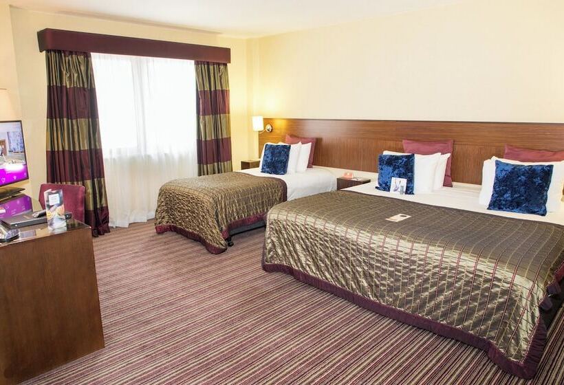اتاق پرمیوم, Crowne Plaza London   Gatwick Airport, An Ihg