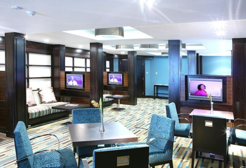 اتاق پرمیوم, Crowne Plaza London   Gatwick Airport, An Ihg