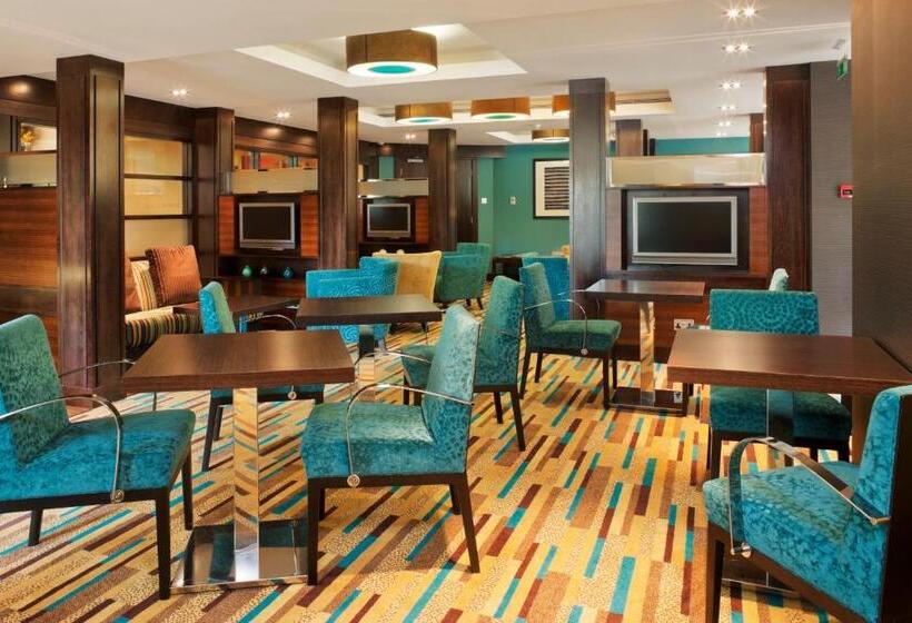 اتاق کلاب, Crowne Plaza London   Gatwick Airport, An Ihg