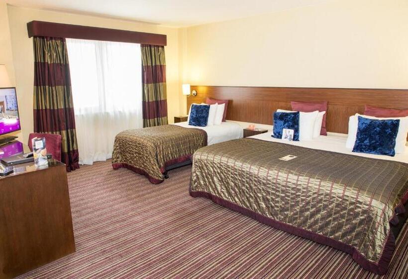 اتاق پرمیوم, Crowne Plaza London   Gatwick Airport, An Ihg