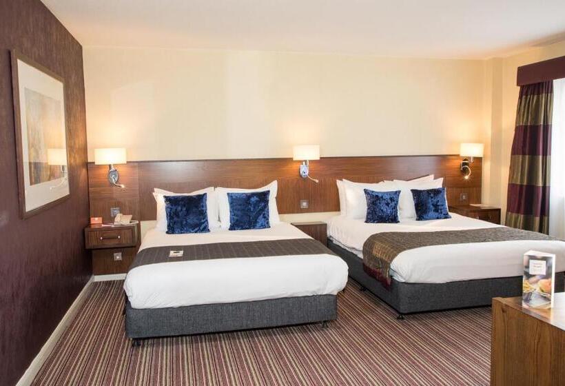 اتاق پرمیوم, Crowne Plaza London   Gatwick Airport, An Ihg