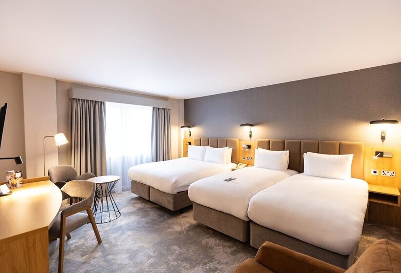 اتاق پرمیوم, Crowne Plaza London   Gatwick Airport, An Ihg