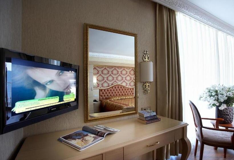 اتاق استاندارد, Emre Beach & Emre Hotel