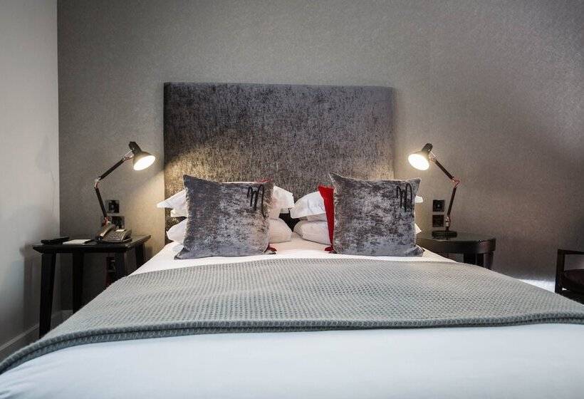 Номер Стандарт, Malmaison Oxford