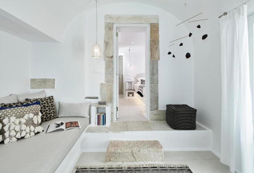 اتاق سوپریور با چشم‌انداز, Cosmopolitan Suites - Small Luxury Hotels Of The World