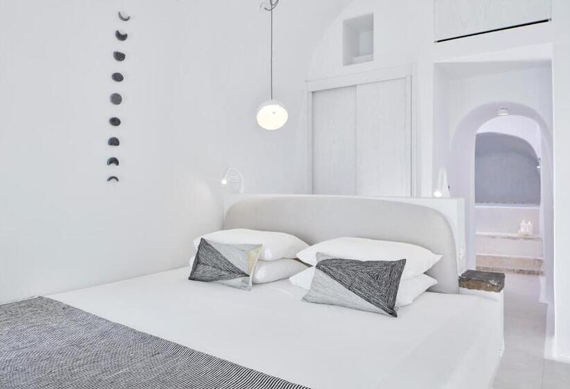 سوئیت با چشم‌انداز, Cosmopolitan Suites - Small Luxury Hotels Of The World