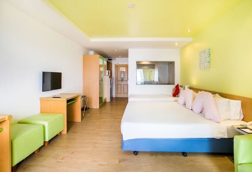 Номер Deluxe Вид на Море, Best Bella Pattaya