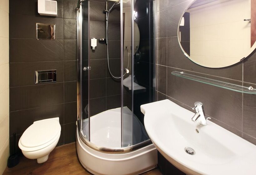 Standard Single Room, Boat Hotel Matylda