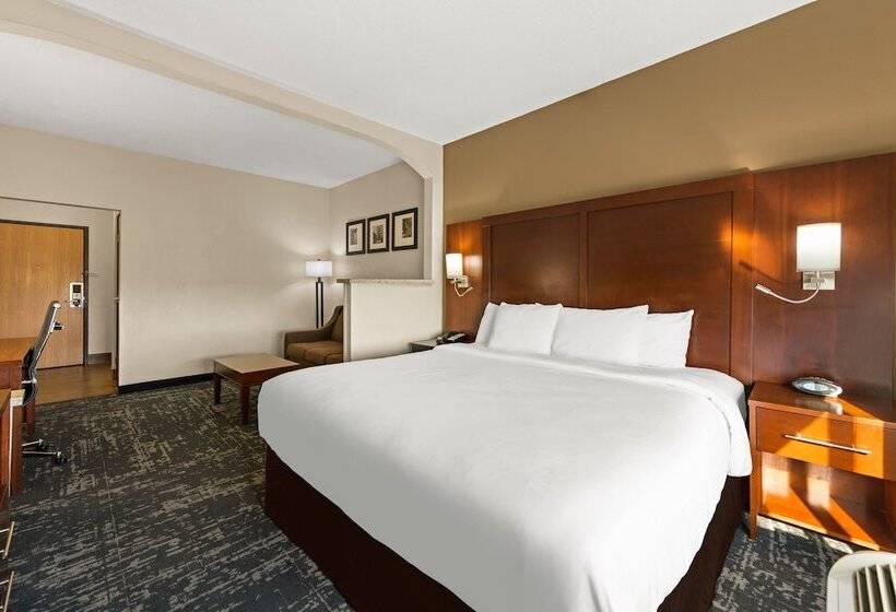 Люкс, Comfort Suites Kansas Cityliberty