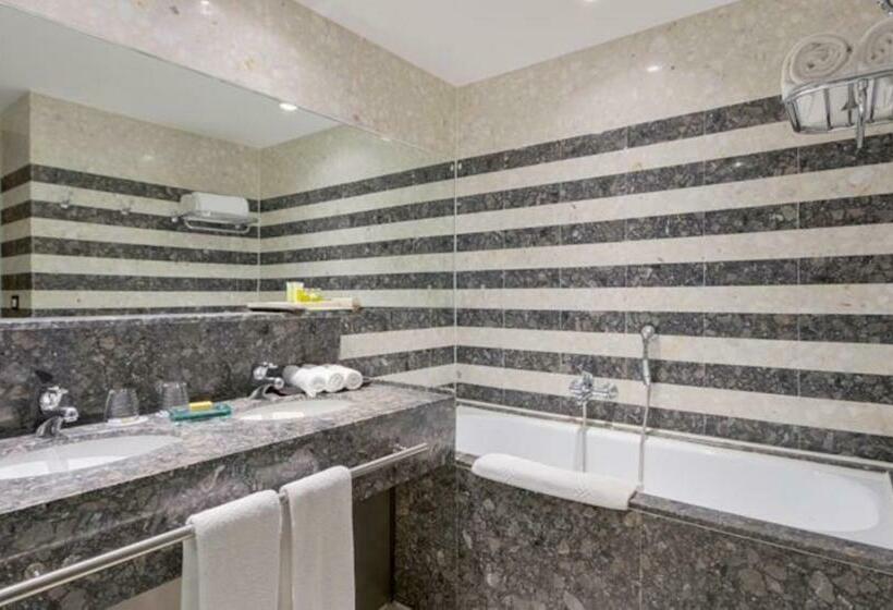 Номер Deluxe, Royal Tulip Brasilia Alvorada