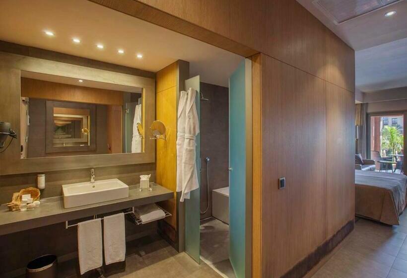 Номер Deluxe, Lopesan Baobab Resort
