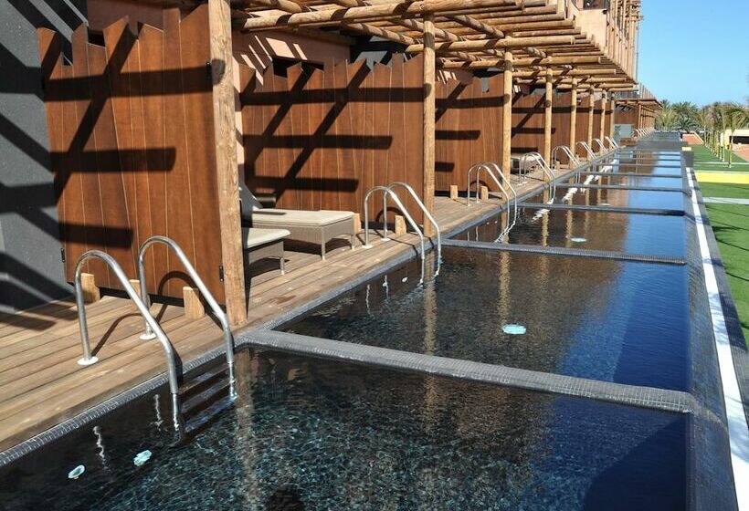 Номер Deluxe, Lopesan Baobab Resort